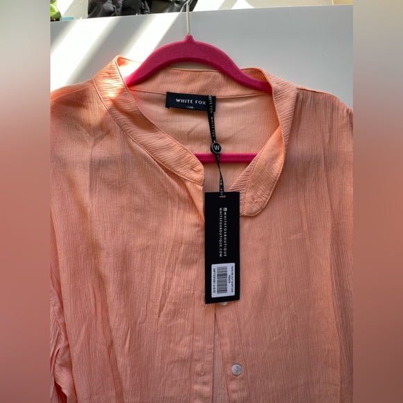 White fox shirt - Picture 2 of 4